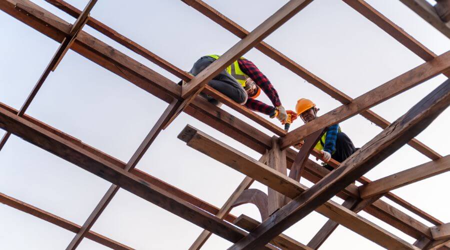 Expert top industrial roofings services in Walnut, IL